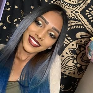 Meet your Posher, Tiaraa